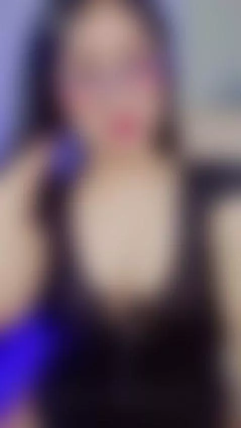 online guys !! by alisummer