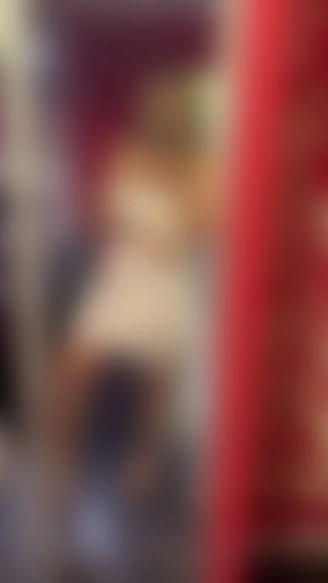 upsssss by awsometiffany