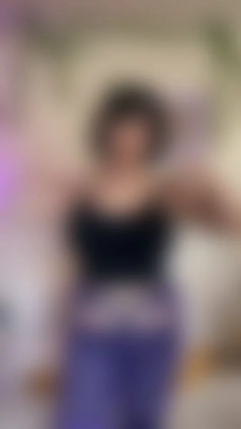 Wanna see a magic trick? by mayamae