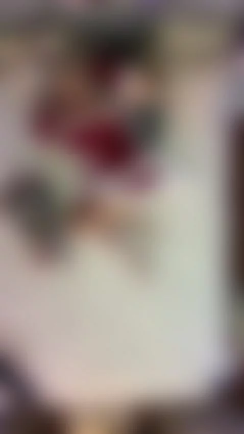 👀🫣 by saraowens