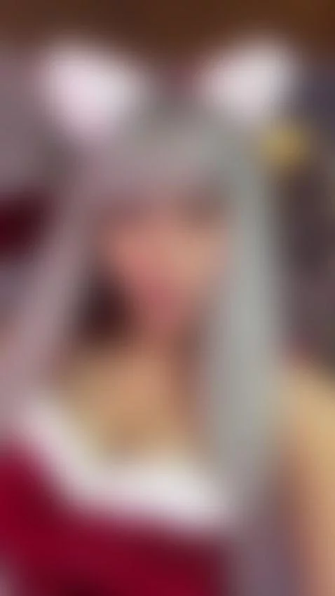 💋🫣 by saraowens