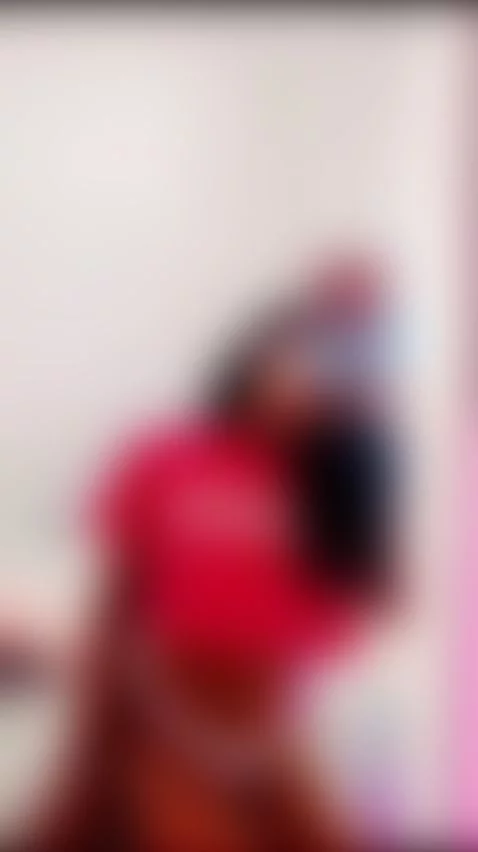 Honey kiss me and make me yours 💋🍒🔥 by hollyvega