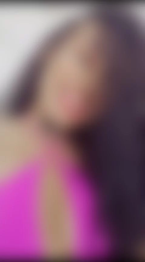 Daddy come and rub your dick on my tits 🍒🍆🥵 by hollyvega