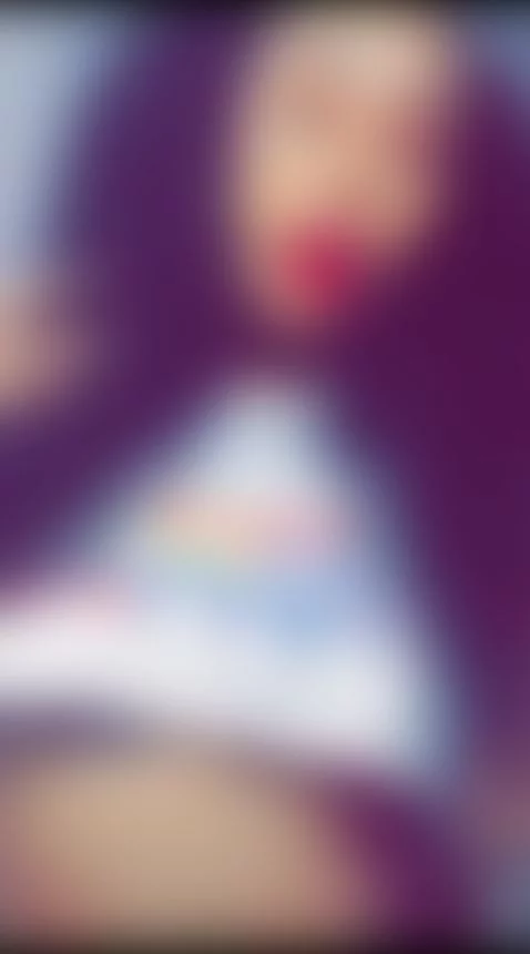 Hey would you like enjoy a good time with me 😏 by hollyvega