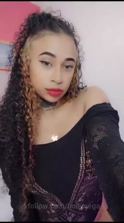 Do you wanna taste this sweet lips? 💋🍒 by hollyvega