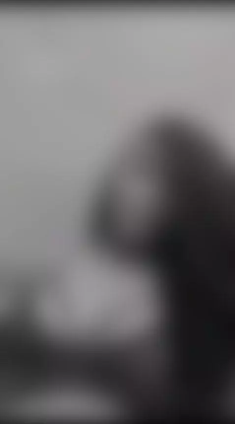 I would love to feel your caresses on my body 🍒💋🔥 by hollyvega