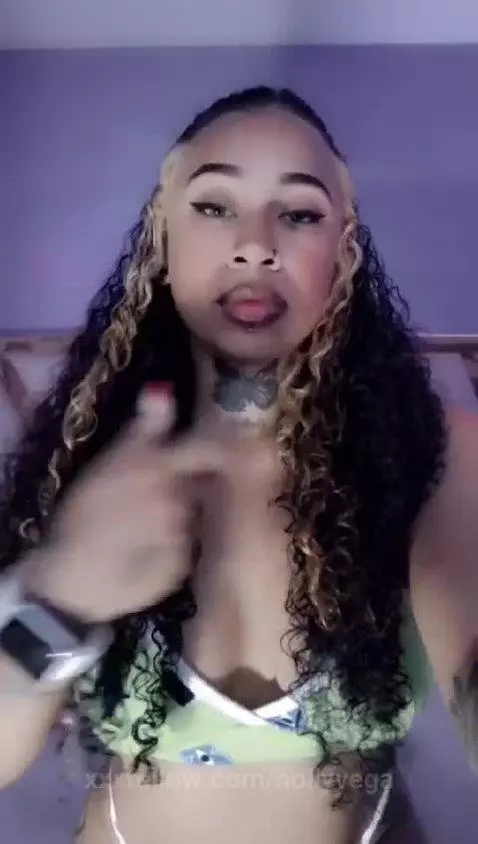 My body is ready to please you in bed 🍒🔥😏 by hollyvega