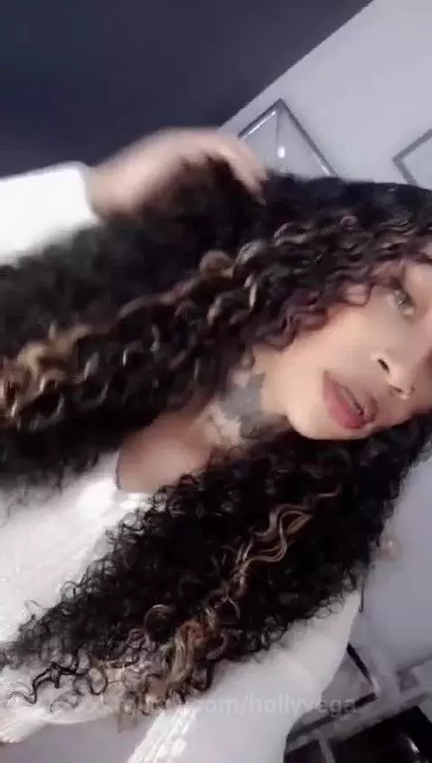 Do you like my sexy face ?🥵🔞 by hollyvega