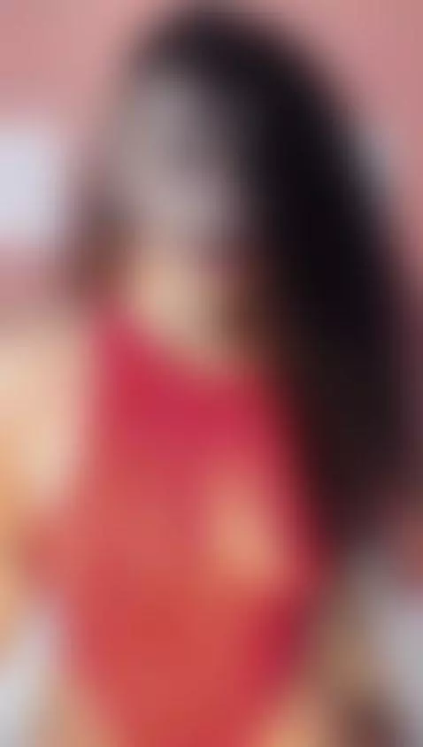 The red lingerie make me look so naughty 😈 by hollyvega