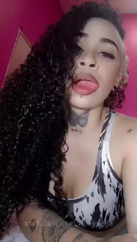 🔥❤️‍🔥Come play with my tongue by hollyvega