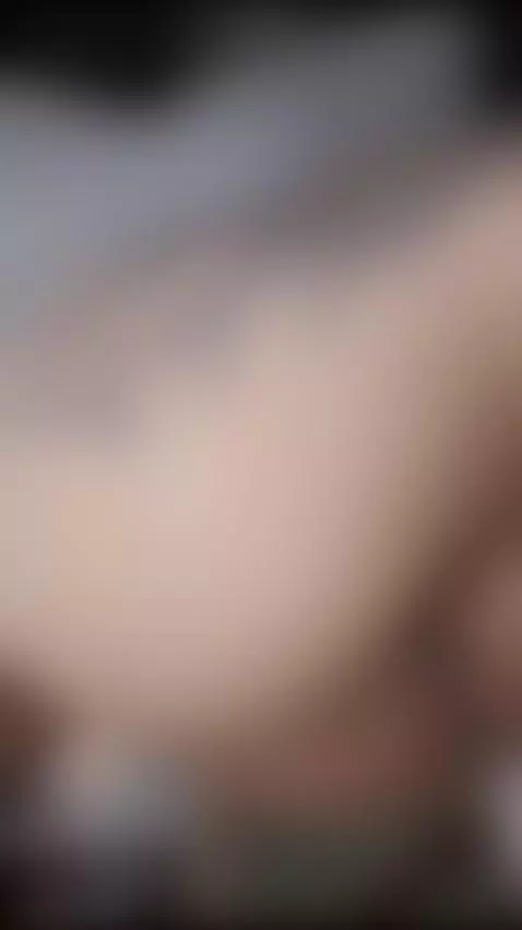 This dance is especially for you 🍑🍒😏 by hollyvega