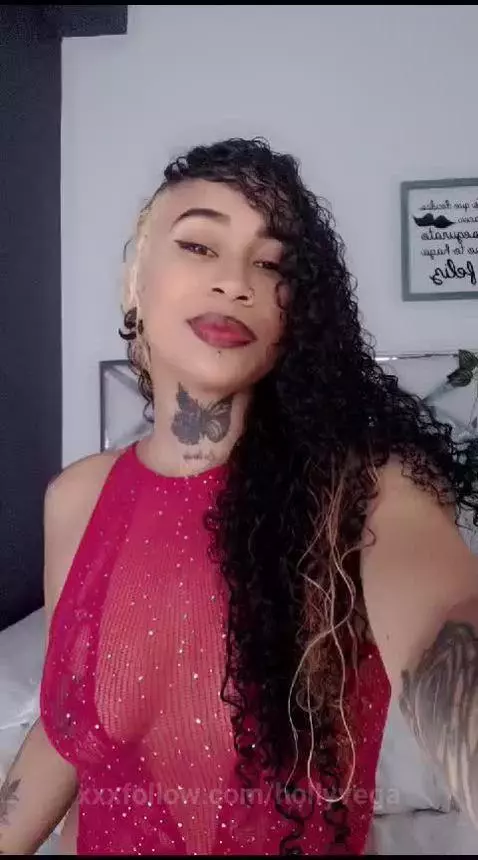 put me in your bed 🔥 by hollyvega