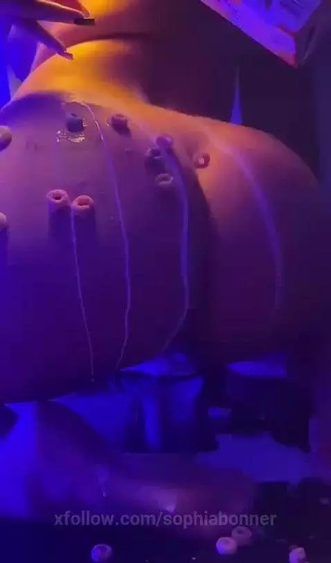 WHAT DO YOU PREFER , CEREALS WITH MILK OR MILK ON MY ASS ? by sophiabonner