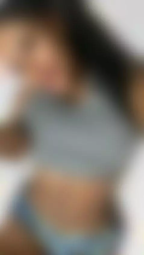 Do you want to see what I have downstairs? 💗 by valentinarivas