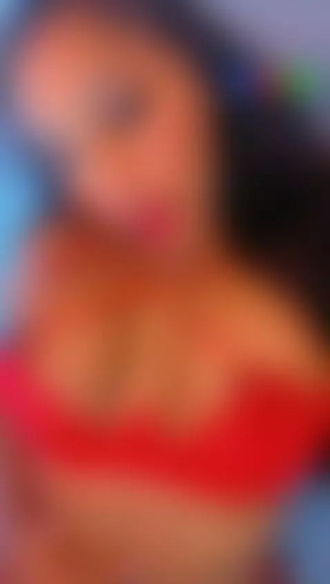 hello, I would like to be able to see you all the time, I li... by valentinarivas