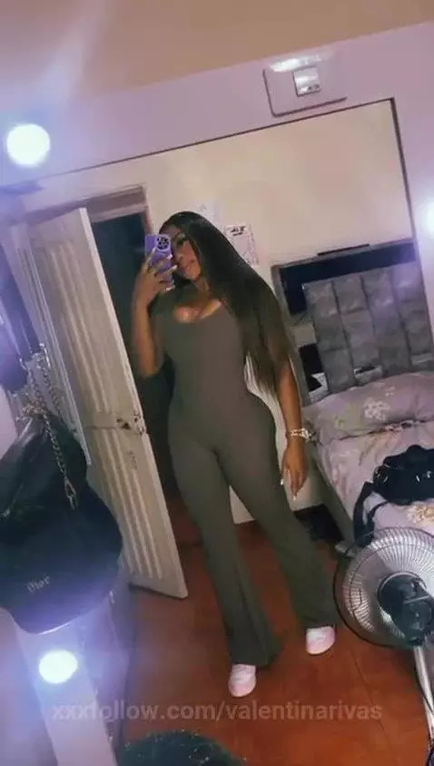 Every day my body beats more for you! 🤤 by valentinarivas