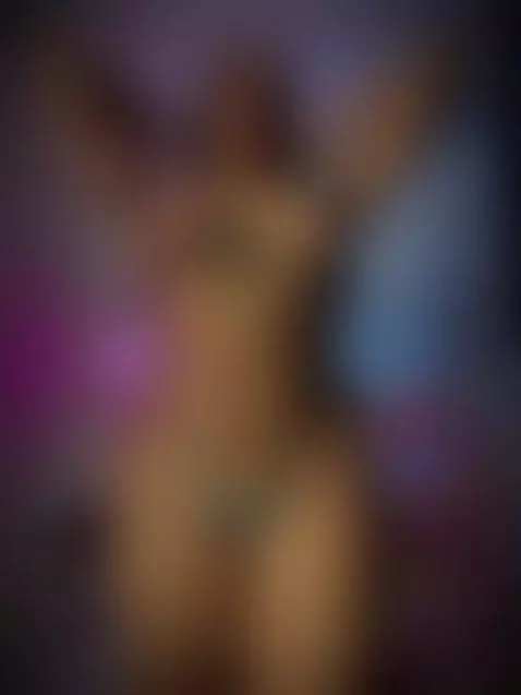 My pussy is throbbing for you to come and fuck it and for us... by kendallfox