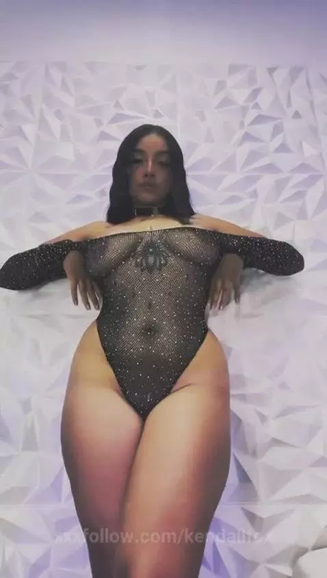 💥💥 by kendallfox