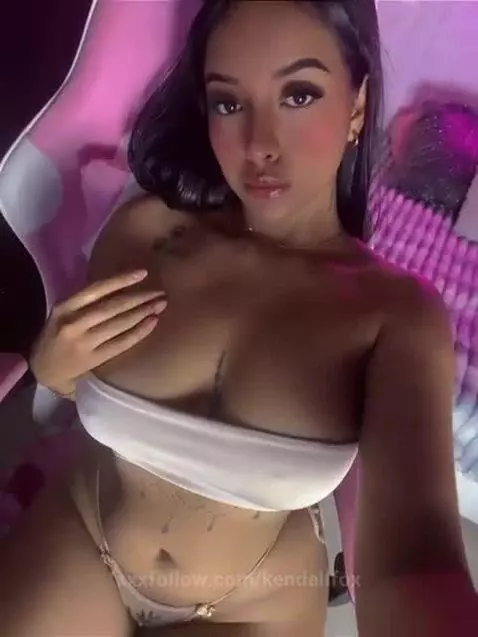 sexy  girl in live 😈 by kendallfox