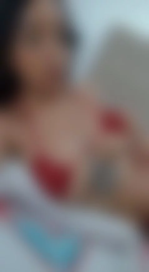 I need kisses on my tattos by kendallfox