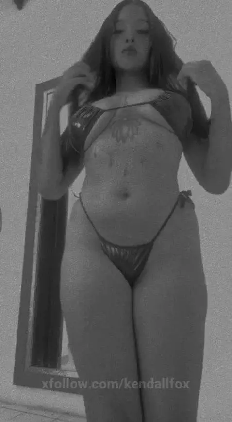 Waiting for you to make me explode... by kendallfox