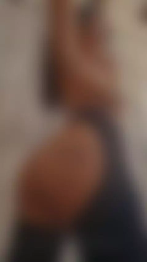 I really love to shake this big booty by kendallfox