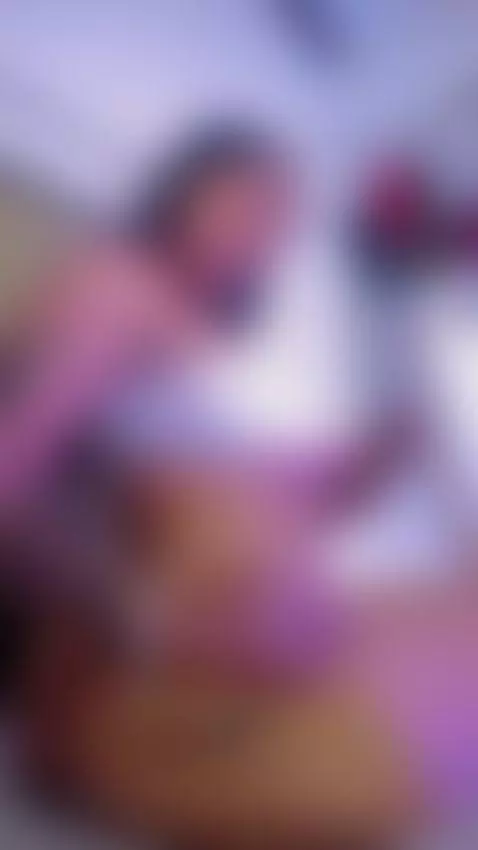 I am looking for a gentleman who makes me feel like a queen ... by kendallfox