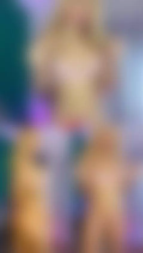 Hellooo! by karolsweet