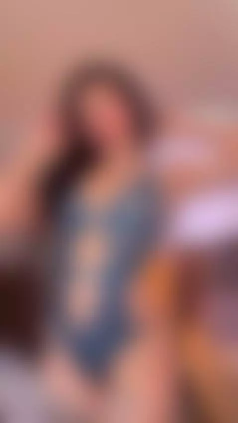 hi i am online by annamillerr