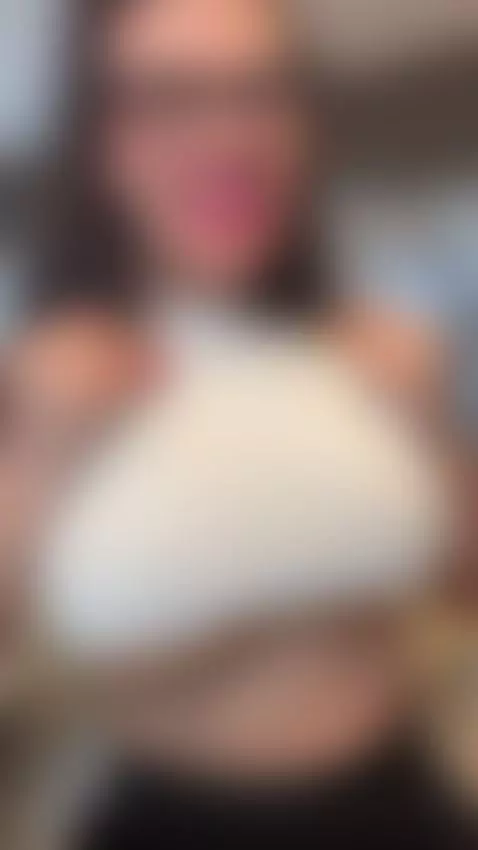 Would you take a hot massage with a 45 year old mom? by karlaconnormilf