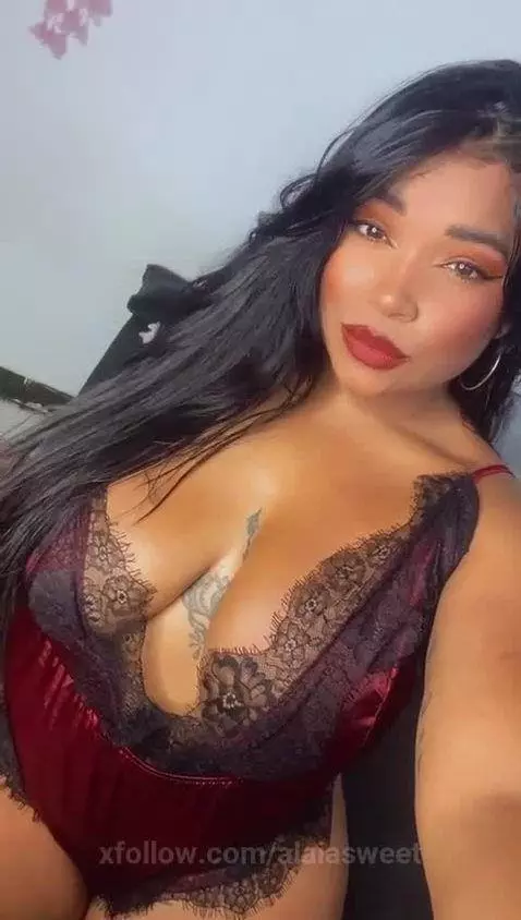 hey baby do you wanna play with my boobs and BIG ass? by alaiasweet