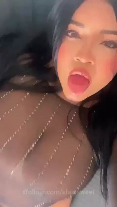 play with my tongue by alaiasweet