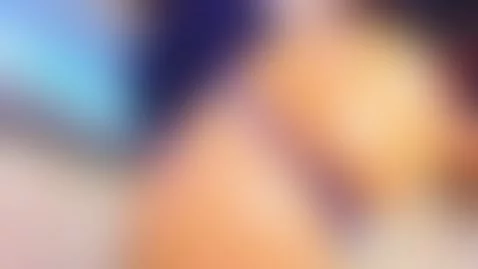 Shaking shaking this shiny milf ass by kloeass