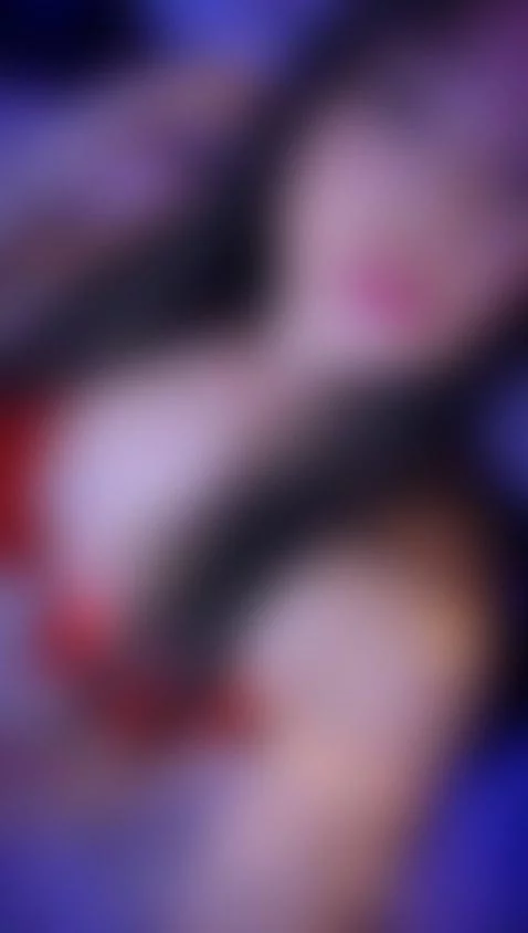 red & hot by kloeass