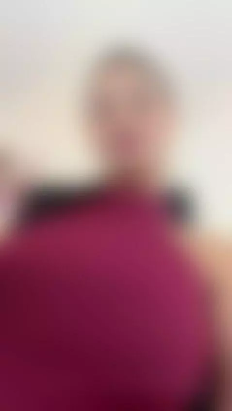 Hey bby, i'm online🥵🥰 by selenacute