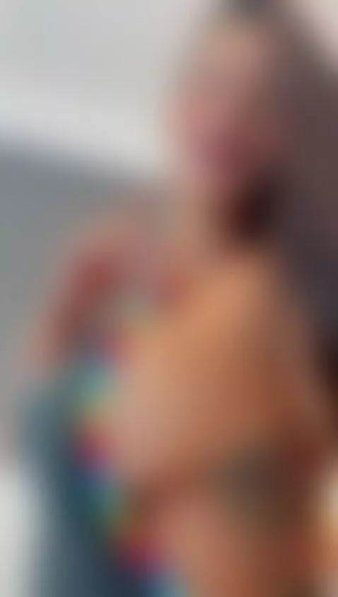 Hey good day my love, i'm online now, you can see my tits no... by selenacute