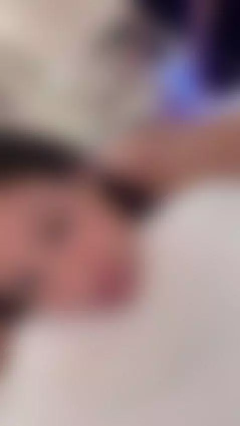 Massage time by katanakombat