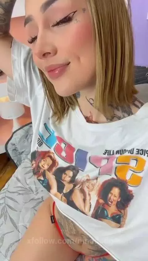 come close to me by ninadanger