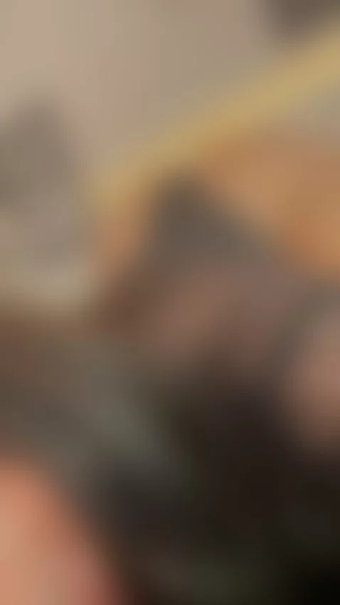 Wanna see me? Xoxo by sexxykimm