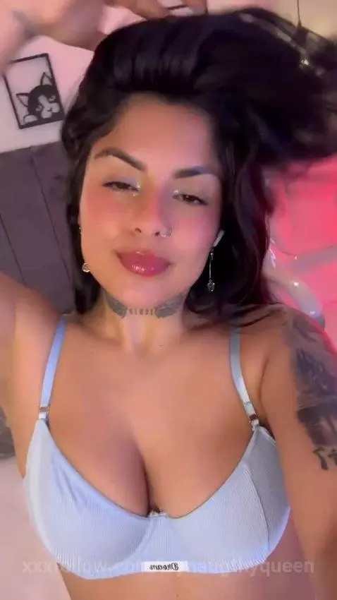 Your horny and naughty girl is ready for u ♥ by ivynaugthyqueen