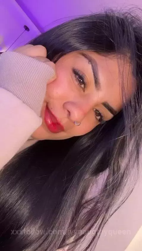 Holi😏😳 by ivynaugthyqueen