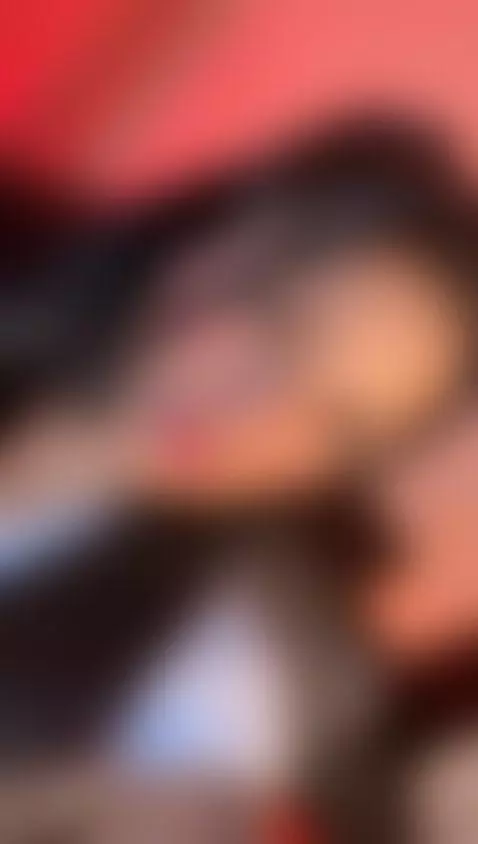 hOLII 😏 by ivynaugthyqueen