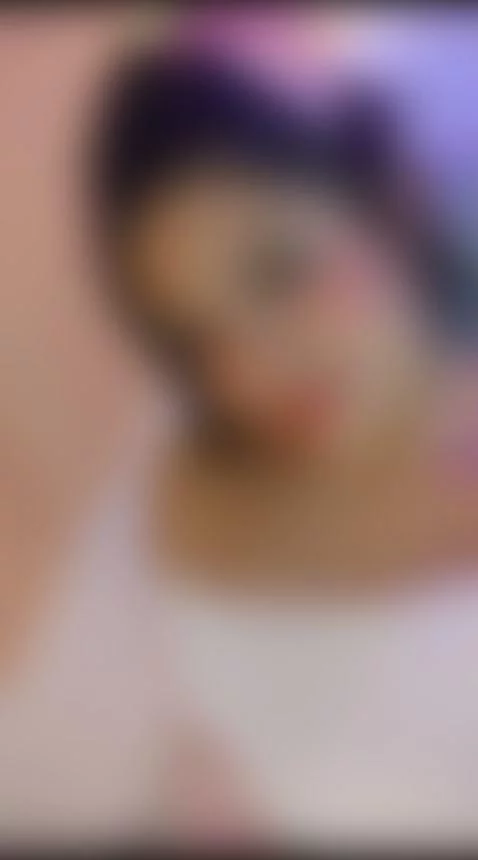 I wait for you 🥺 by ivynaugthyqueen