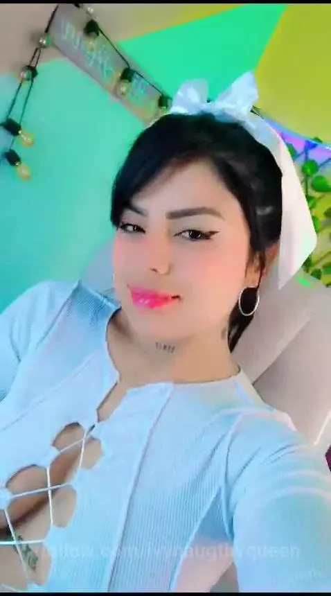 You spend a good day with me 😏 by ivynaugthyqueen