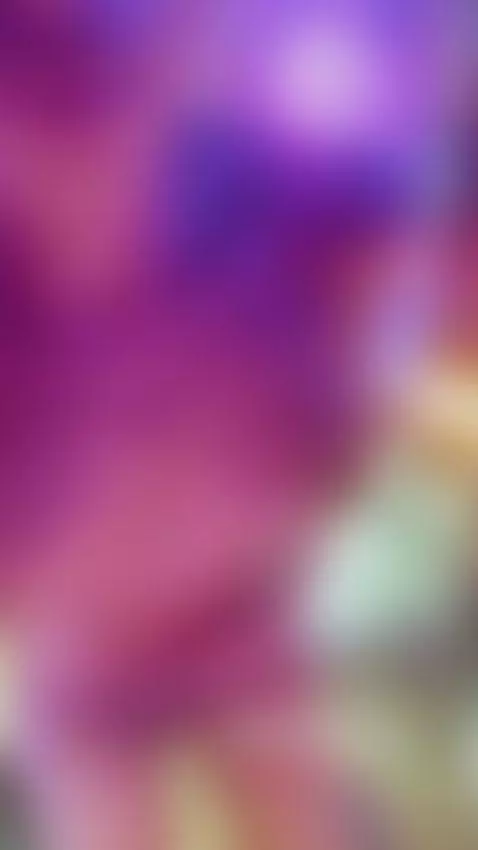 Feelng so wet in this tanning bed!  i love being naked! by alanaluv