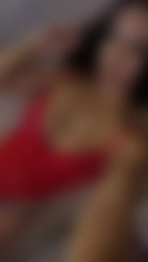 Sensual and seductive red by marianacastro