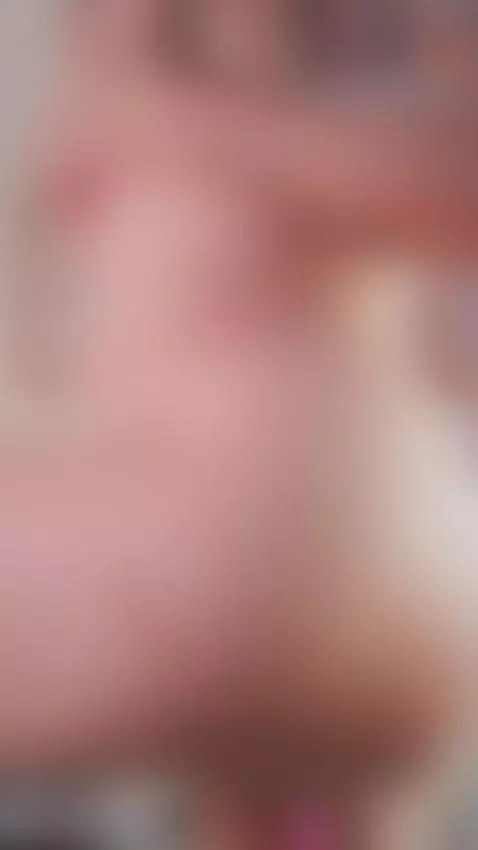 PLAY W MY NAKED MILF BODY BOY! by valeryhart