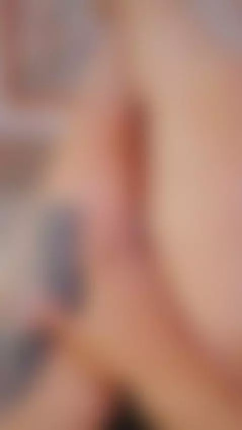 Milf legs for your dirty fantasies by valeryhart