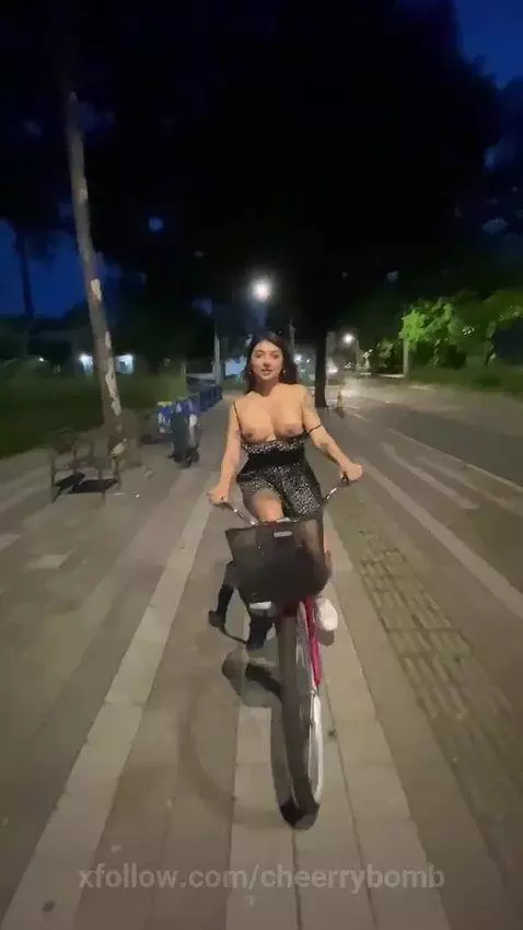 You want ride bycicle with me ? 😏😈 by cheerrybomb