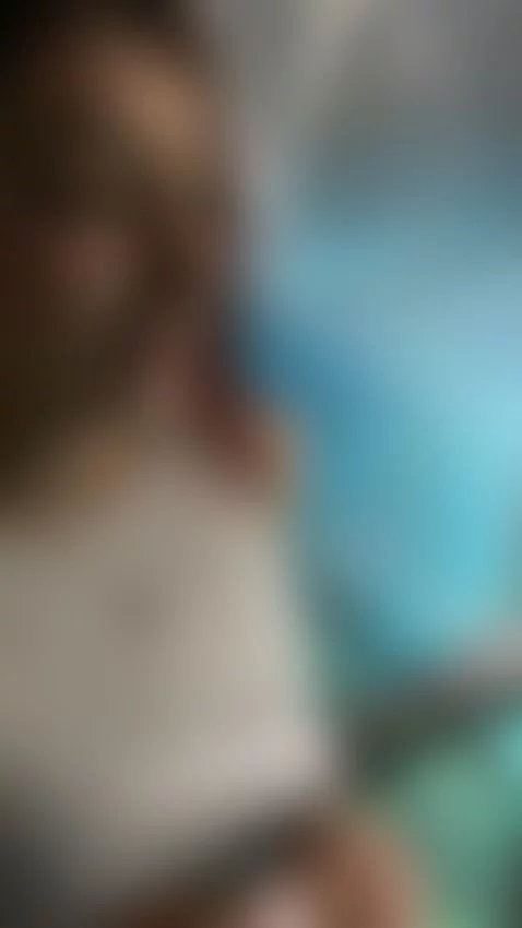 Nervious and trying to be naughty in aquarium! 🐡🥵😬 by cheerrybomb